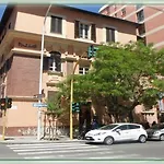 بيت ضيافة Chiaro Di Luna Viale Italia ساساري