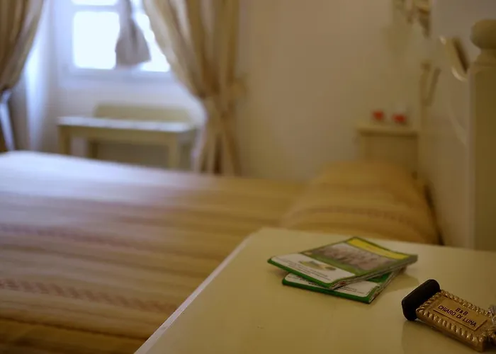 Chiaro Di Luna Viale Italia Pensión Sassari